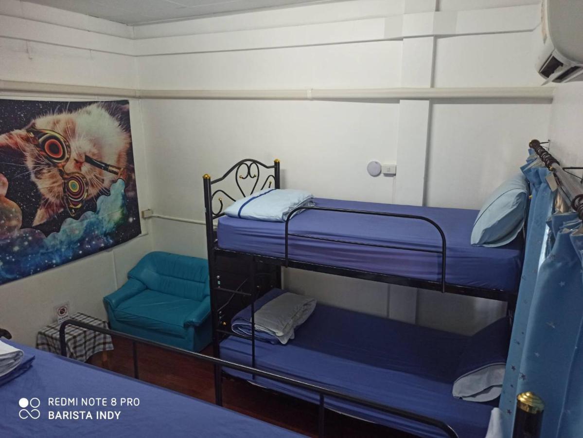 La Maison Verte Hostel Чиангмай Екстериор снимка